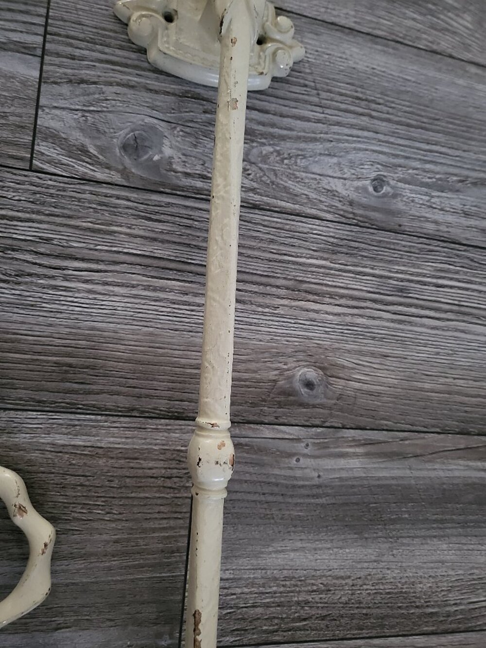 Vintage Amerock Bonaventure Gold Ivory Fleur De Lis Towel Bar & Ring Set 1960s - Picture 6 of 15